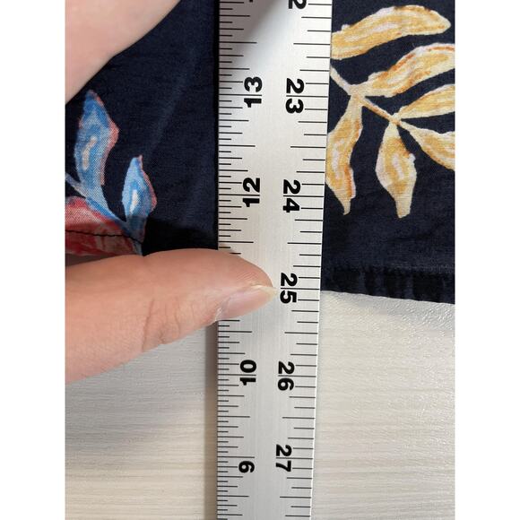 Croft & Barrow Blouse Womens Small Navy Leaf Print Button Front 3/4 Sleeve - Picture 4 of 10